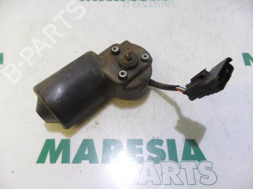 front-wiper-motor-renault-clio-ii-bb_-cb_-1998-1999-2000-2001-2002-2003-2004-2005-2006-2007-2008-2009-2010-2011-2012-2013-2014-2015-2016-31521057 main image