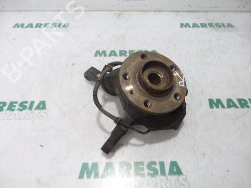 Used Right front steering knuckle Right front steering knuckle RENAULT TRAFIC II Bus (JL) 2.0 16V (JL02, JL0L, JL0W, JL0N) (117 hp) 31470675 31470675