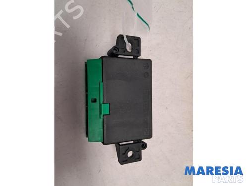 Used Electronic module PEUGEOT 308 II (LB_, LP_, LW_, LH_, L3_) 1.2 THP 130 (131 hp) 31418889