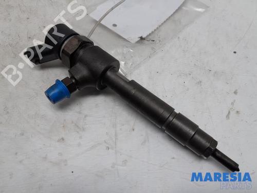 Used Injector ALFA ROMEO 147 (937_) 1.9 JTD (937.AXD1A, 937.BXD1A, 937.AXV1A, 937.BXB1A,... (115 hp) 31476931