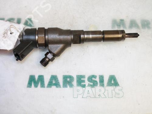 Used Injector PEUGEOT 406 Break (8E/F) 2.0 HDI 90 (90 hp) 31428654