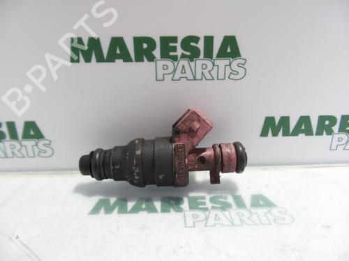 Used Injector CITROËN XM (Y4) 2.0 i 16V (132 hp) 31503564