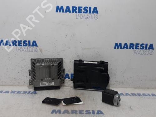 Used Engine control unit (ECU) RENAULT MEGANE III Hatchback (BZ0/1_, B3_) 1.5 dCi (106 hp) 31389943