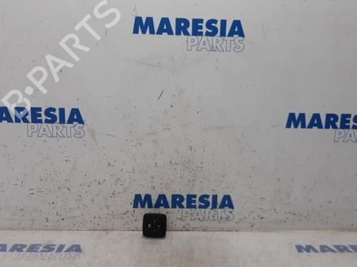 Display RENAULT SCÉNIC III (JZ0/1_) 2.0 16V (JZ0G, JZ0P, JZ1E, JZ1P) (140 hp) 31528323