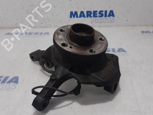 Used Right front steering knuckle RENAULT ESPACE IV (JK0/1_) 2.0 dCi (JK01, JK02, JK1J, JK1K, JK1H) (150 hp) 31441655