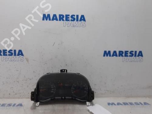 Used Instrument cluster FIAT PANDA (169_) 1.2 (169.AXB11, 169.AXB1A) (60 hp) 31453437
