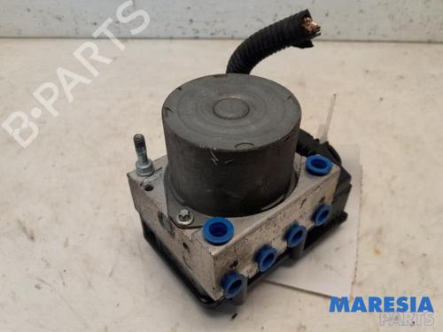 Used ABS pump PEUGEOT 107 (PM_, PN_) 1.0 (68 hp) 31520191