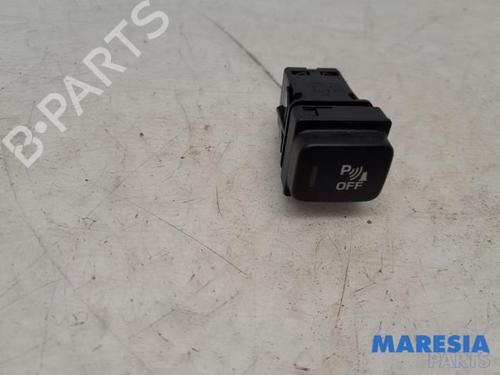 Used Switch CITROËN C4 Grand Picasso I (UA_) 2.0 i 16V (140 hp) 31494015