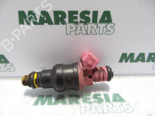injector-renault-twingo-i-c06_-1993-1994-1995-1996-1997-1998-1999-2000-2001-2002-2003-2004-2005-2006-2007-2008-2009-2010-2011-2012-31462383 main image