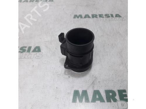 Used Mass air flow sensor RENAULT GRAND SCÉNIC III (JZ0/1_) 1.5 dCi (JZ09, JZ0D, JZ10, JZ14, JZ1G, JZ29, JZ2C) (110 hp) 31458863