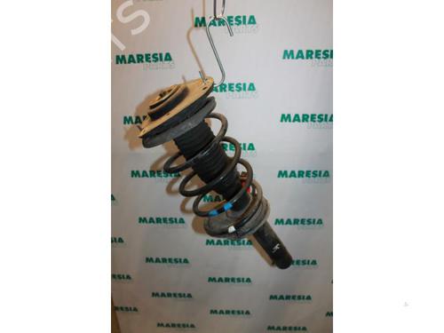 Used Right front shock absorber PEUGEOT 206 Hatchback (2A/C) 1.4 i (75 hp) 31534470