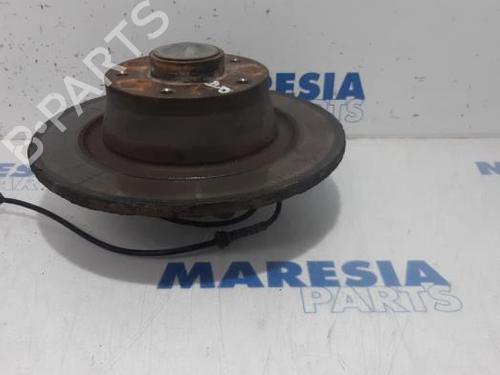 Used Right rear steering knuckle RENAULT MEGANE III Coupe (DZ0/1_) 2.0 TCe (DZ1N) (250 hp) 31398624