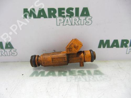 Used Injector ALFA ROMEO 156 (932_) 2.0 16V T.SPARK (932A2) (155 hp) 31395575