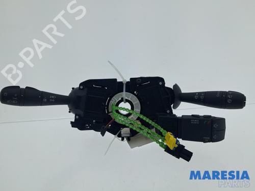 Interruttore Interruttore RENAULT TWINGO III (BCM_, BCA_) 1.0 SCe 70 (71 hp) 36158786 36158786