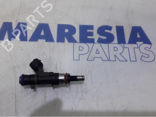 Used Injector RENAULT CLIO IV (BH_) 0.9 TCe 90 (BHNF, BHMA, BHMH, BHJK, BHJR) (90 hp) 31483895