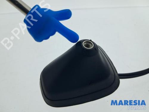 Antenne/Base RENAULT TWINGO III (BCM_, BCA_) 1.0 SCe 70 (BCMB) | BP38459405C140 - Image 3