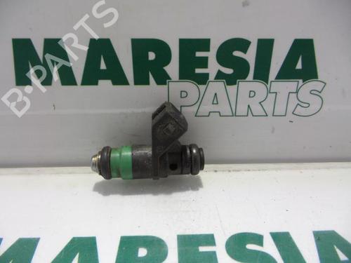 Used Injector RENAULT LAGUNA II Grandtour (KG0/1_) 1.8 16V (KG0B, KG0M) (120 hp) 31392886