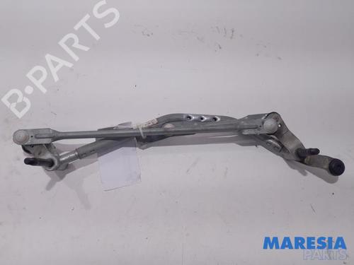 Used Front wipers mechanism RENAULT CAPTUR I (J5_, H5_) 0.9 TCe 90 (90 hp) 31397758
