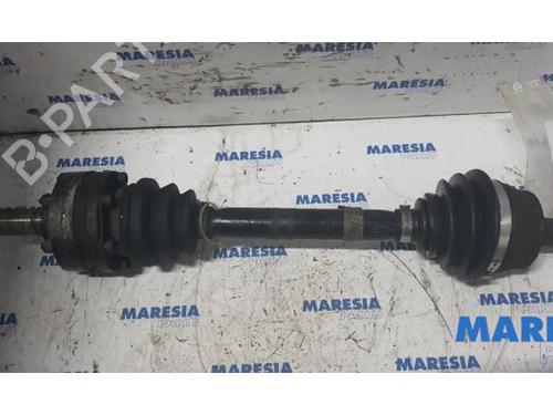 Used Left front driveshaft LANCIA YPSILON (312_) 0.9 TwinAir (312.PXG11, 312.PXG1A, 312.YXG11, 312.YXG1A) (86 hp) 31440589