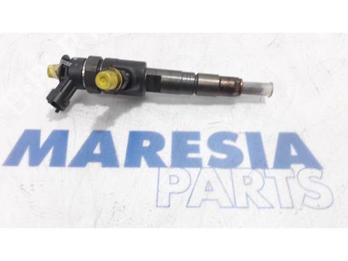 Used Injector CITROËN C3 II (SC_) 1.6 HDi (92 hp) 31526565