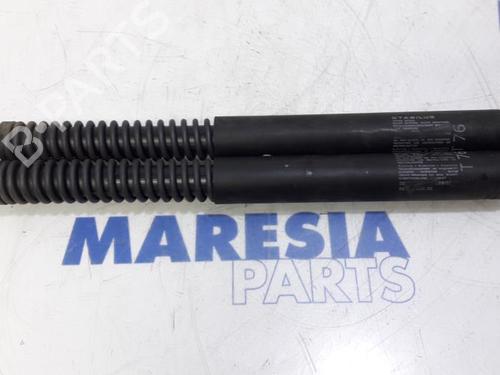 Used Tailgate lift support PEUGEOT 308 CC (4B_) 2.0 HDi (140 hp) 31492452