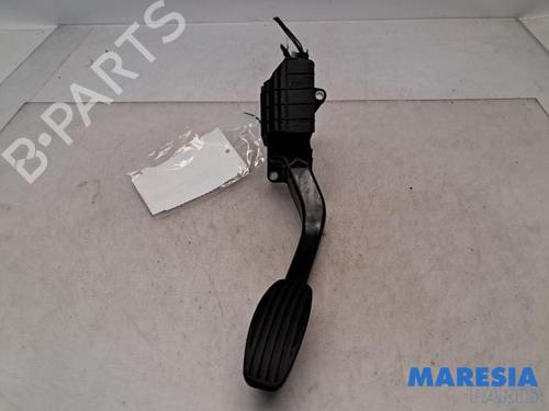 Pedal FIAT 500 (312_) 1.2 (312AXA1A) (69 hp) 31430037