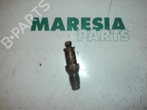 Used Injector PEUGEOT PARTNER Box Body/MPV (5_, G_) 1.9 D (69 hp) 31527449