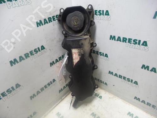 valve-cover-citroen-jumper-i-bus-230p-1994-1995-1996-1997-1998-1999-2000-2001-2002-31457847 main image