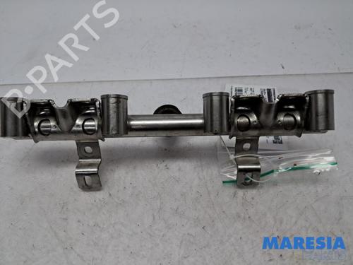 Injection rail CITROËN DS3 Convertible 1.6 THP 155 | BP31518643M98