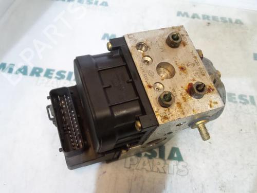 Used ABS pump RENAULT CLIO II (BB_, CB_) 1.4 16V (B/CB0P, BB13) (98 hp) 31503298