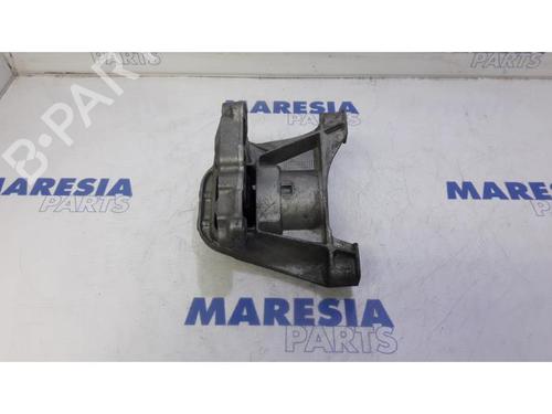 Used Gearbox mount PEUGEOT 308 SW II (LC_, LJ_, LR_, LX_, L4_) 1.6 BlueHDi 120 (120 hp) 31520157