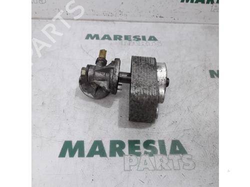 Used Oil radiator RENAULT MEGANE III Grandtour (KZ0/1) 1.5 dCi (KZ0C, KZ1A) (90 hp) 31531314