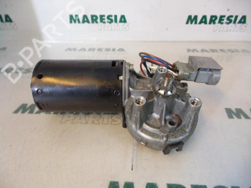 Used Front wiper motor RENAULT SCÉNIC I MPV (JA0/1_, FA0_) 2.0 16V (JA1B, JA1D, JA0C) (139 hp) 31396112