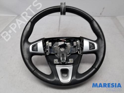 Used Steering wheel Steering wheel RENAULT MEGANE III Grandtour (KZ0/1) 1.5 dCi (KZ09, KZ0D, KZ1G, KZ29, KZ14, KZ1W, KZ10, KZ1F,... (110 hp) 39896632 39896632