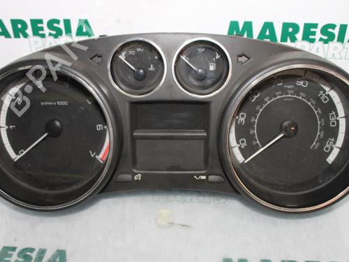 Used Instrument cluster PEUGEOT 308 I (4A_, 4C_) 1.4 16V (95 hp) 31475593