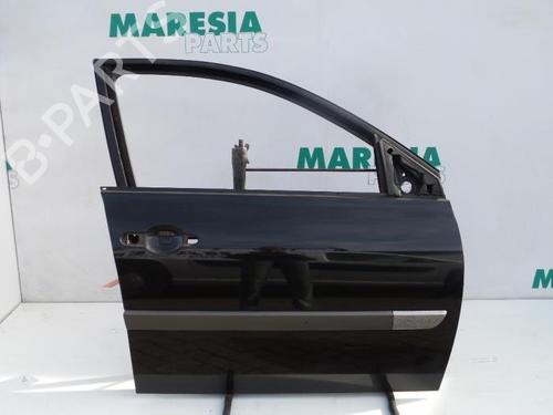 Used Right front door RENAULT MEGANE II Saloon (LM0/1_) 1.6 (113 hp) 31515307