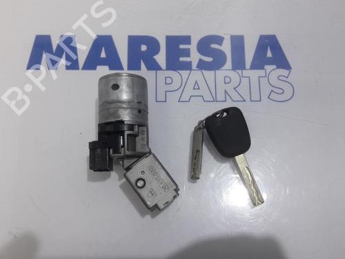 Used Ignition barrel PEUGEOT 308 SW I (4E_, 4H_) 1.6 16V (150 hp) 31499588