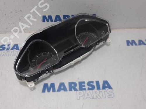 Used Instrument cluster PEUGEOT 208 I (CA_, CC_) 1.2 VTI 82 (82 hp) 31525242