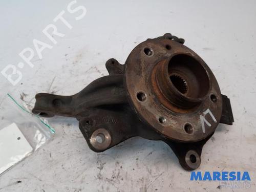 Used Left front steering knuckle RENAULT SCÉNIC III (JZ0/1_) 1.5 dCi (110 hp) 31535999