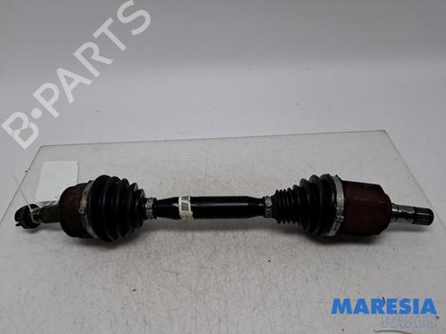 Drivaksel fortil venstre Drivaksel fortil venstre ALFA ROMEO GIULIETTA (940_) 1.4 TB (940FXB1A, 940FXB11) (170 hp) 34724141 34724141