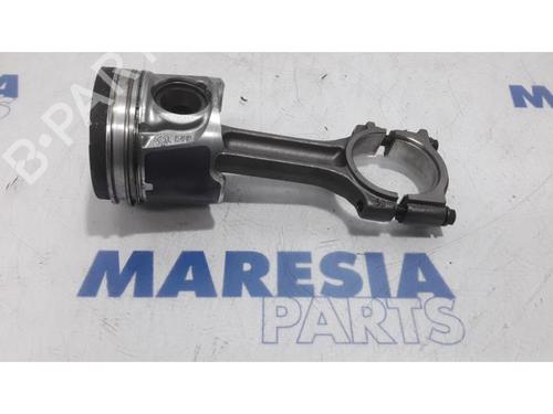 BP31479706O1 main image