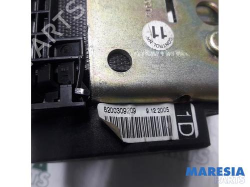 Front right seatbelt RENAULT SCÉNIC II (JM0/1_) 1.5 dCi (JM1F) | BP31389632I25 