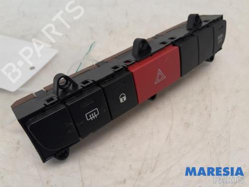 Used Warning switch FIAT DUCATO Van (250_) 130 Multijet 2,3 D (131 hp) 31457822