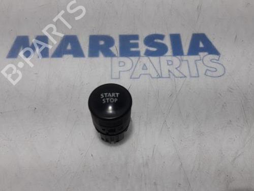 Used Switch RENAULT CLIO IV (BH_) 0.9 TCe 90 (BHNF, BHMA, BHMH, BHJK, BHJR) (90 hp) 31404729