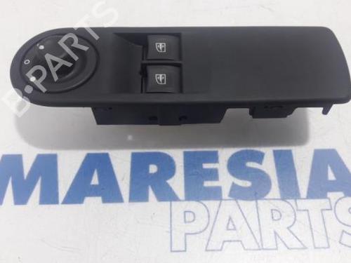 switch-renault-clio-iv-bh_-2012-2013-2014-2015-2016-2017-2018-2019-2020-2021-31514585 main image