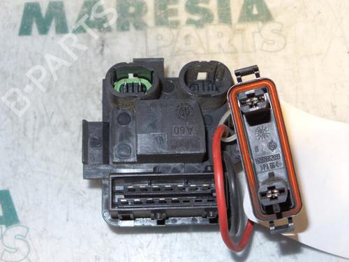 Used Electronic sensor RENAULT CLIO II (BB_, CB_) 1.9 D (B/CB0J) (65 hp) 31402868