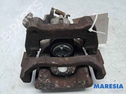 Used Right rear brake caliper Right rear brake caliper PEUGEOT 5008 (0U_, 0E_) 1.6 16V (156 hp) 31419796 31419796