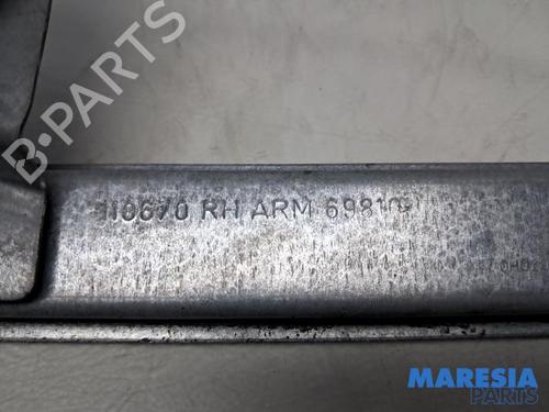 Front right window mechanism PEUGEOT 107 (PM_, PN_) 1.0 | BP31521201C23