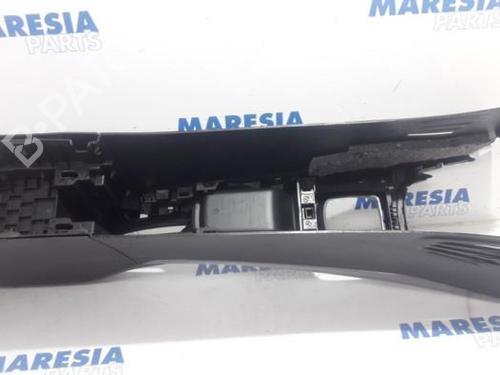 Middle console PEUGEOT 2008 I (CU_) 1.2 VTi | BP31524106I22  - Image 8