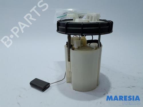 Used Fuel pump RENAULT TWINGO III (BCM_, BCA_) 1.0 SCe 70 (71 hp) 31485956